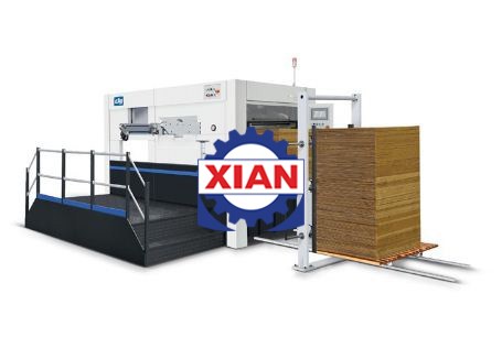 Máy Làm Ngăn Vách Carton