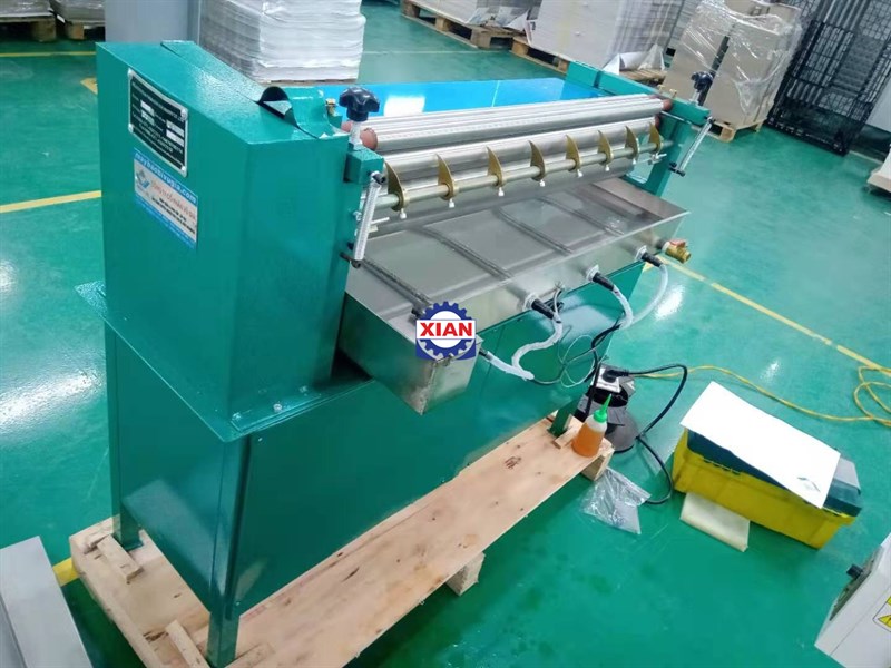 Máy Bôi Keo Nhiệt