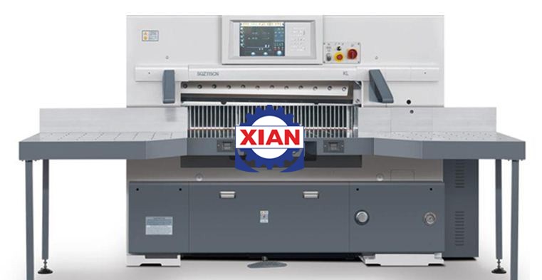 Máy Cắt Giấy Công Nghiệp SQZ-137KZ